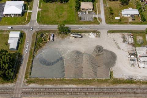 Commercial property in Okeechobee, Florida № 2083573 - photo 27