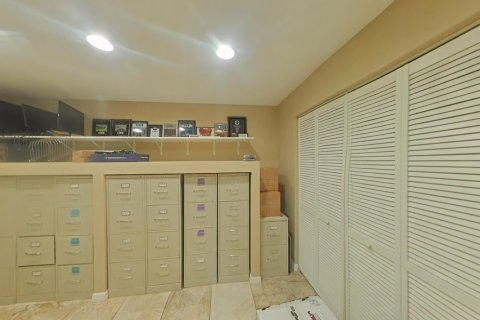Commercial property in Okeechobee, Florida № 2083573 - photo 25