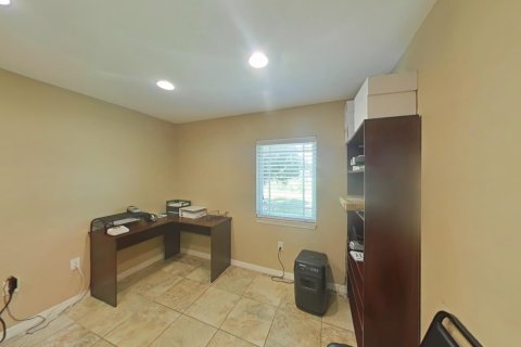 Commercial property in Okeechobee, Florida № 2083573 - photo 15