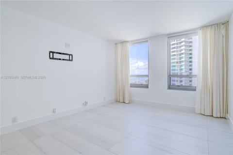 Copropriété à louer à Miami, Floride: 1 chambre, 90.49 m2 № 2407170 - photo 28