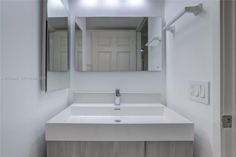 Copropriété à louer à Miami, Floride: 1 chambre, 90.49 m2 № 2407170 - photo 21