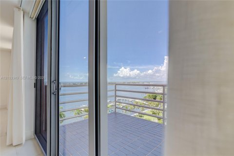 Copropriété à louer à Miami, Floride: 1 chambre, 90.49 m2 № 2407170 - photo 5
