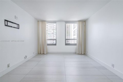 Copropriété à louer à Miami, Floride: 1 chambre, 90.49 m2 № 2407170 - photo 27