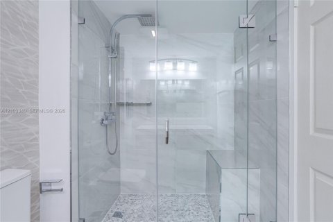 Copropriété à louer à Miami, Floride: 1 chambre, 90.49 m2 № 2407170 - photo 25