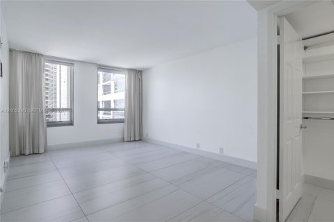 Copropriété à louer à Miami, Floride: 1 chambre, 90.49 m2 № 2407170 - photo 26