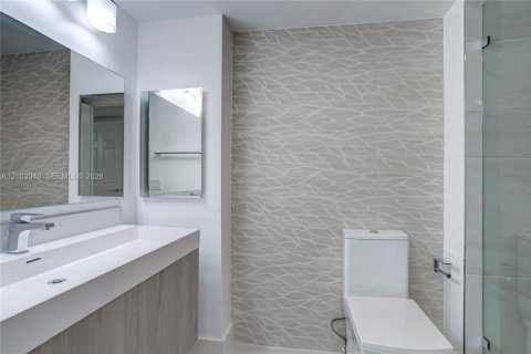 Copropriété à louer à Miami, Floride: 1 chambre, 90.49 m2 № 2407170 - photo 23