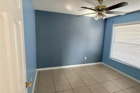Villa ou maison à louer à Orlando, Floride: 3 chambres, 118.36 m2 № 2415462 - photo 10