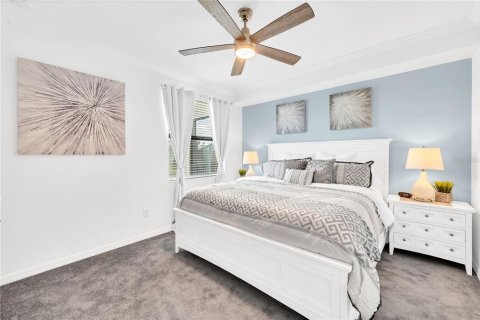 Condo in Lakewood Ranch, Florida, 3 bedrooms in LAKEWOOD NATIONAL  № 2205116 - photo 11