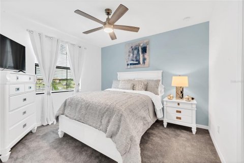 Condo in Lakewood Ranch, Florida, 3 bedrooms in LAKEWOOD NATIONAL  № 2205116 - photo 14