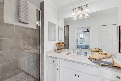 Condo in Lakewood Ranch, Florida, 3 bedrooms in LAKEWOOD NATIONAL  № 2205116 - photo 16