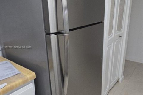 Снять в аренду кондоминиум в Лодерхилл, Флорида 1 спальня, 39.02м2, № 2006130 - фото 12