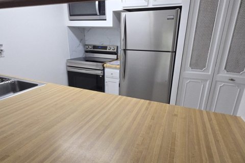 Снять в аренду кондоминиум в Лодерхилл, Флорида 1 спальня, 39.02м2, № 2006130 - фото 14