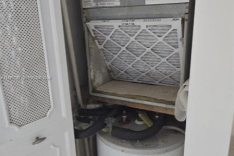 Снять в аренду кондоминиум в Лодерхилл, Флорида 1 спальня, 39.02м2, № 2006130 - фото 13