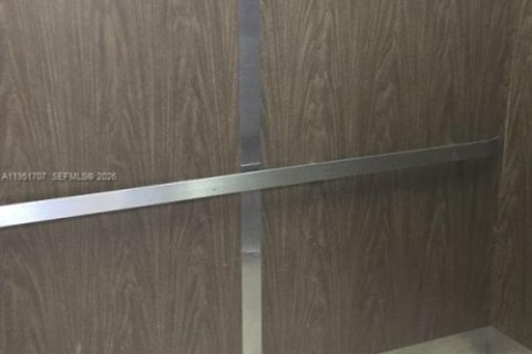 Снять в аренду кондоминиум в Лодерхилл, Флорида 1 спальня, 39.02м2, № 2006130 - фото 26