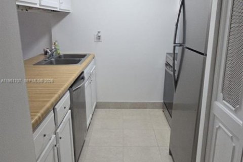 Снять в аренду кондоминиум в Лодерхилл, Флорида 1 спальня, 39.02м2, № 2006130 - фото 10