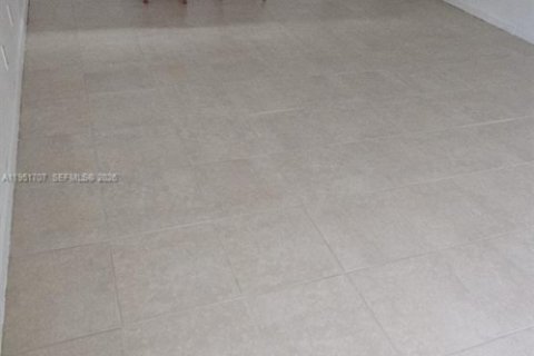 Снять в аренду кондоминиум в Лодерхилл, Флорида 1 спальня, 39.02м2, № 2006130 - фото 21