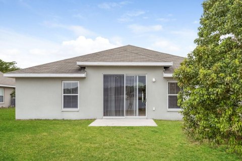 Villa ou maison à louer à Kissimmee, Floride: 3 chambres, 168.43 m2 № 1847377 - photo 15