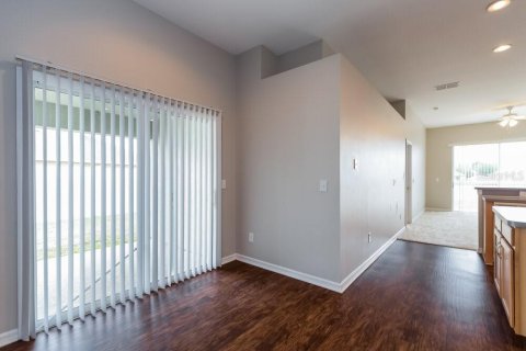 Villa ou maison à louer à Kissimmee, Floride: 3 chambres, 168.43 m2 № 1847377 - photo 8