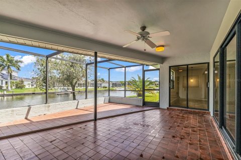 Casa en venta en Punta Gorda, Florida, 3 dormitorios, 170.01 m2 № 2235581 - foto 22