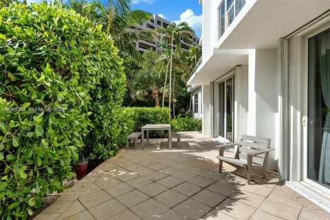 Condo in Key Biscayne, Florida, 4 bedrooms  № 2171798 - photo 24