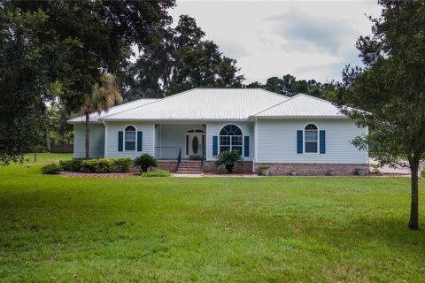 House in Waldo, Florida 4 bedrooms, 253.9 sq.m. № 1866184 - photo 2