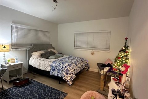 Condominio en venta en Pembroke Park, Florida, 3 dormitorios, 79.9 m2 № 1965023 - foto 12