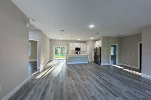 Villa ou maison à louer à Dunnellon, Floride: 3 chambres, 143.07 m2 № 2383959 - photo 3