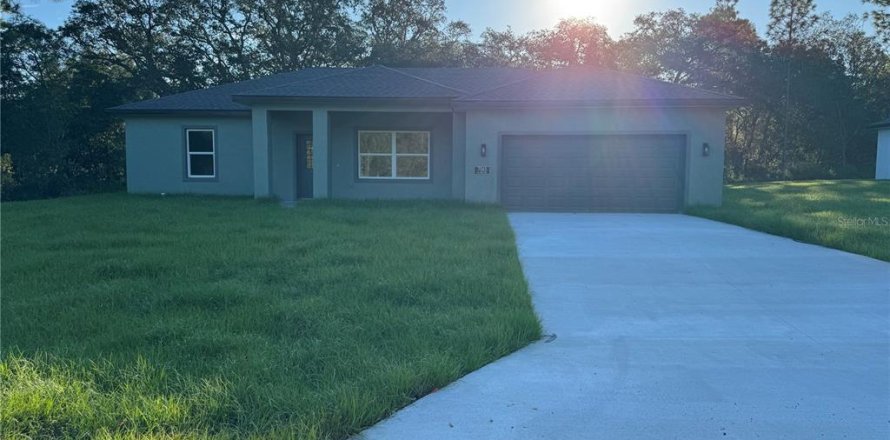 Villa ou maison à Dunnellon, Floride 3 chambres, 143.07 m2 № 2383959