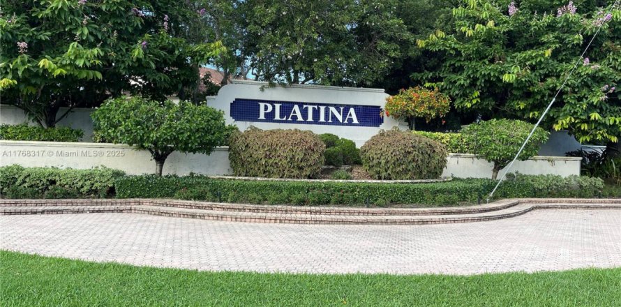 Condominio en Boynton Beach, Florida, 3 dormitorios № 1779260