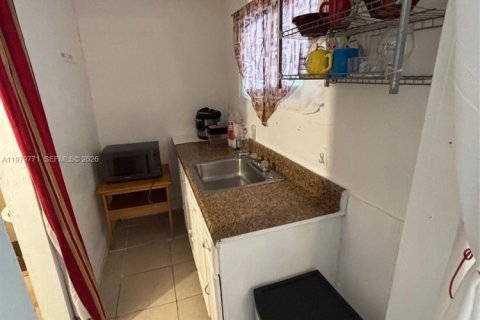 Купить виллу или дом в Майами, Флорида 5 спален, 201.6м2, № 2043615 - фото 15