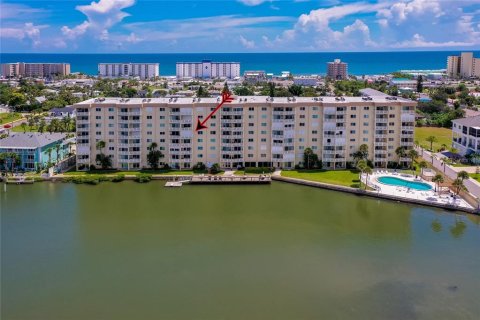 Condo in Port Orange, Florida, 3 bedrooms  № 1884803 - photo 3