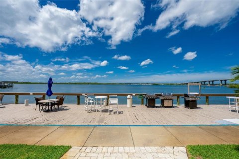 Condo in Port Orange, Florida, 3 bedrooms  № 1884803 - photo 27
