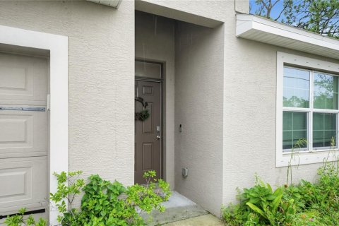 Villa ou maison à vendre à Palm Bay, Floride: 4 chambres, 178.19 m2 № 2421869 - photo 2
