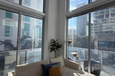 Condominio en venta en Miami, Florida, 1 dormitorio, 108.42 m2 № 2153177 - foto 24