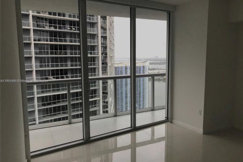 Apartment in Miami, Florida 1 bedroom, 68 sq.m. № 1944738 - photo 29