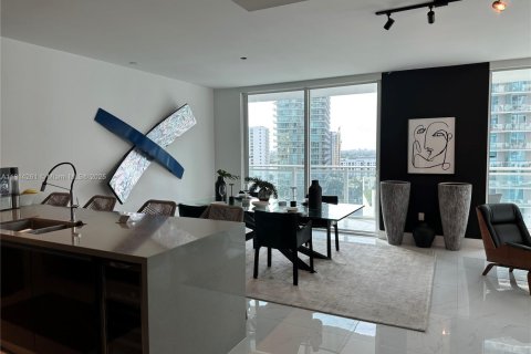 Condominio en venta en Miami, Florida, 3 dormitorios, 207.73 m2 № 1874414 - foto 18