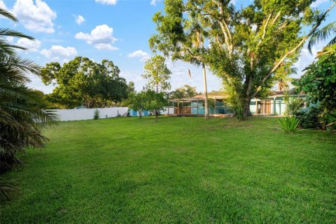 Casa en venta en Saint Petersburg, Florida, 3 dormitorios, 146.41 m2 № 1879736 - foto 11