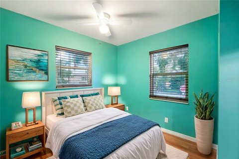 Casa en venta en Saint Petersburg, Florida, 3 dormitorios, 146.41 m2 № 1879736 - foto 5