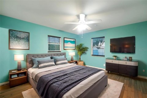 Casa en venta en Saint Petersburg, Florida, 3 dormitorios, 146.41 m2 № 1879736 - foto 4