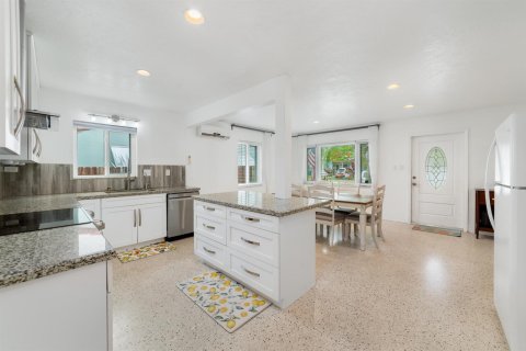 Casa en venta en Dania Beach, Florida, 3 dormitorios, 156.08 m2 № 2087486 - foto 10