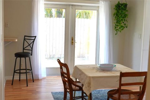 House in Bradenton, Florida 2 bedrooms, 104.05 sq.m. № 1759443 - photo 9