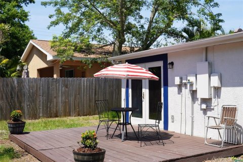 House in Bradenton, Florida 2 bedrooms, 104.05 sq.m. № 1759443 - photo 3