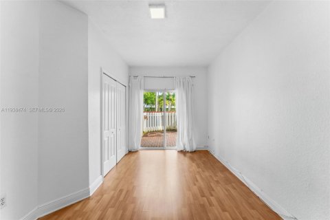 Copropriété à vendre à Doral, Floride: 3 chambres, 158.86 m2 № 1996119 - photo 11