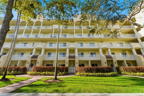 Copropriété à vendre à Doral, Floride: 3 chambres, 158.86 m2 № 1996119 - photo 4