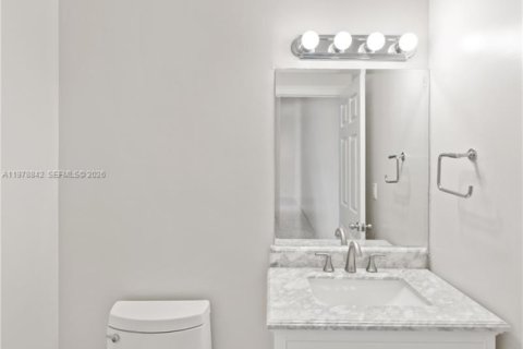 Touwnhouse à vendre à Fort Lauderdale, Floride: 4 chambres, 281.87 m2 № 2043477 - photo 12