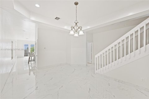 Touwnhouse à vendre à Fort Lauderdale, Floride: 4 chambres, 281.87 m2 № 2043477 - photo 10
