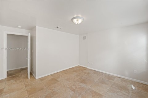 Touwnhouse à vendre à Fort Lauderdale, Floride: 4 chambres, 281.87 m2 № 2043477 - photo 27