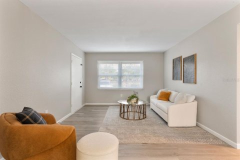Condominio en venta en Lakeland, Florida, 2 dormitorios, 77.2 m2 № 1913490 - foto 5