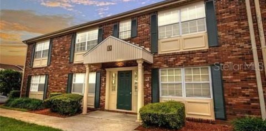 Condominio en Lakeland, Florida, 2 dormitorios  № 1913490