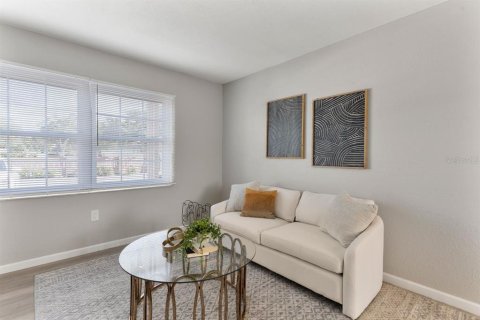 Condominio en venta en Lakeland, Florida, 2 dormitorios, 77.2 m2 № 1913490 - foto 4